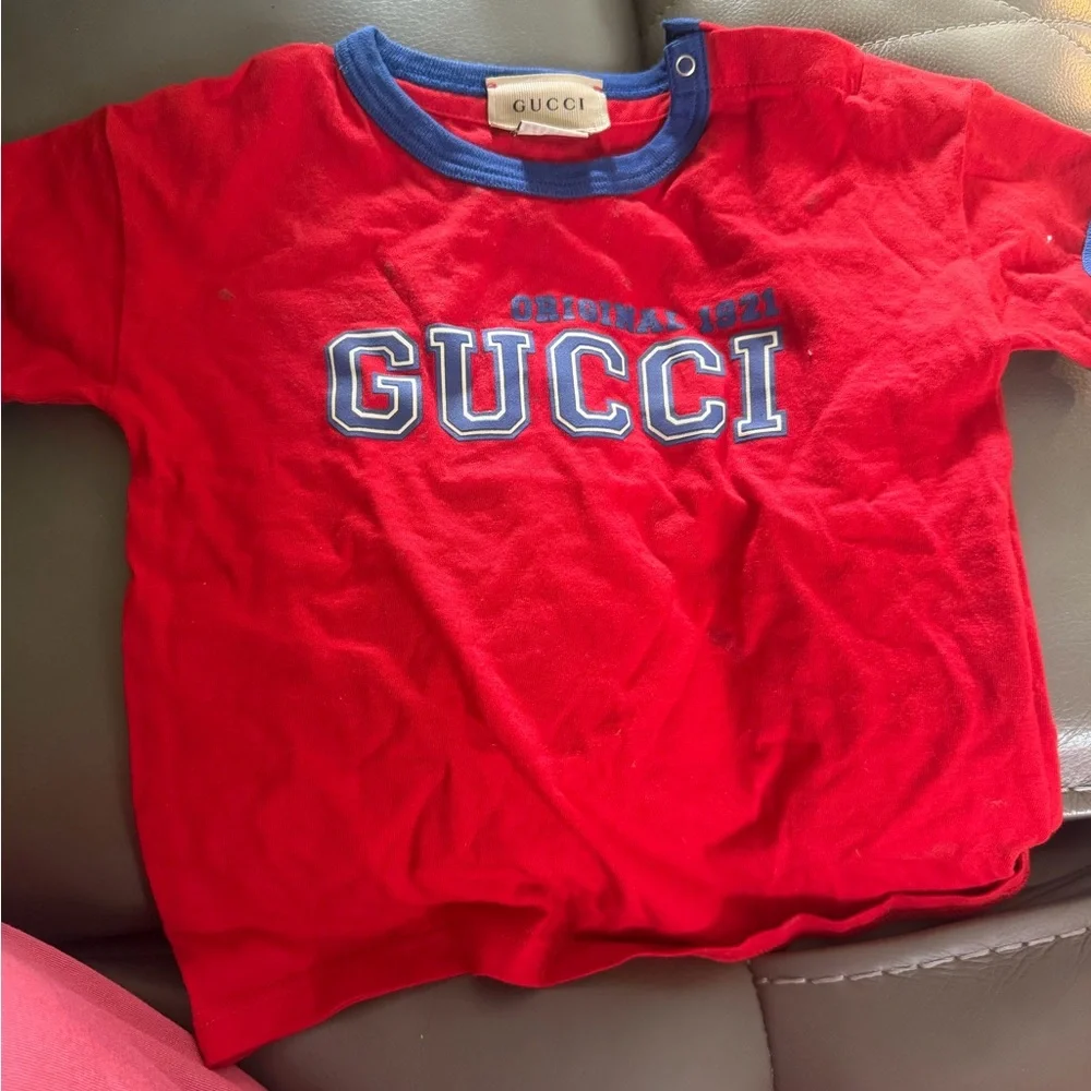 Gucci Kids Red Tee with Blue Trim and Logo 12/18M